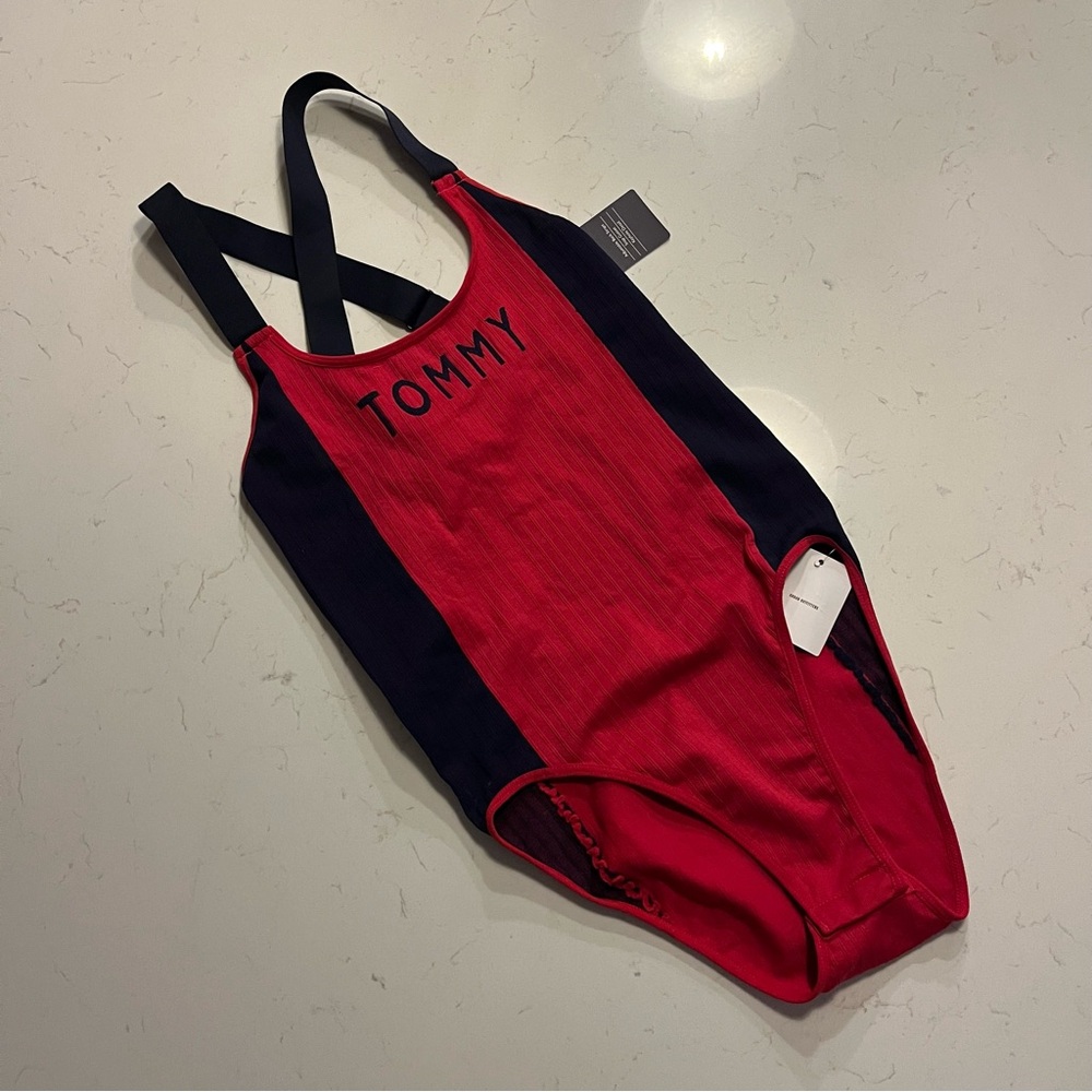 (New)URBAN OUTFITTERS TOMMY HILFIGER Seamless Rib Bodysuit